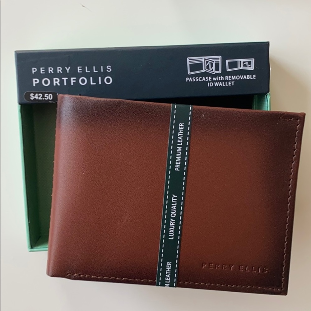 Perry Ellis genuine leather man wallet